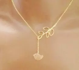 Women's fashion alloy necklace