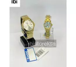 Casio Gold White Couple