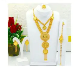 A Unique Designed Gold-Like Jewelry Set