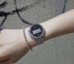 A CASIO VINTAGE UNISEX ROUND BRACELET IN Silver - Image 4