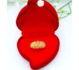 Classic Design Ring - Gold Sparkle