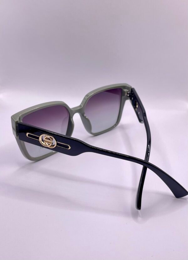 Gucci Teal Black Sunglasses - Image 3