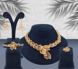 Golden Jewelry Set