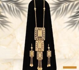 Golden Jewelry Set