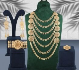 Golden Jewelry Set