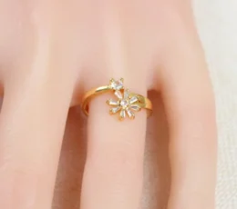 Star Design Gold Alternative Ring