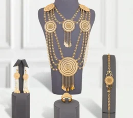 Jaber Al-Shumoukh Chair Set