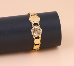 Traditional gold alternative bracelet