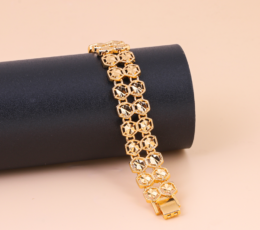 Gold alternative bracelet with elegant designs