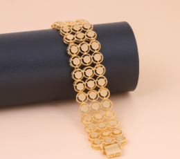 Gold alternative bracelet, elegant rings