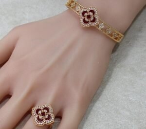 Cardamom Bean Bracelet with Ring
