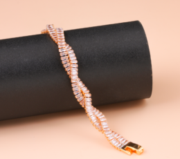 Feminine Sparkle Bracelet