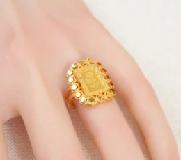 Rose Crown Gold Alternative Ring