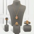 Colorful shell set