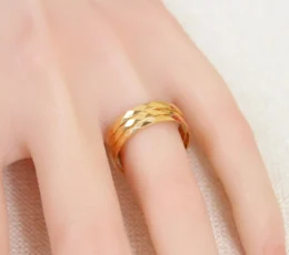 Gold Alternative Wedding Ring Set