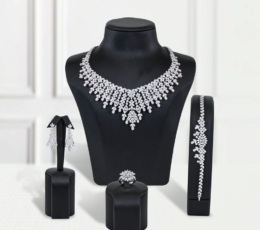 Diamond Flower Gold Alternative Set