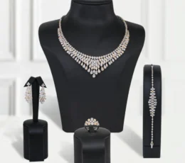 Queen's Sparkle Gold Alternative Set