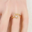 Gold Alternative Ring Pulse Sparkle