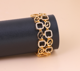 Luxury square gold alternative bracelet