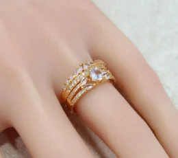 Tunes Zircon Ring