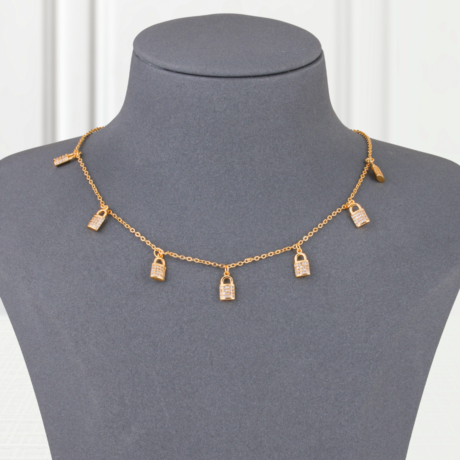 Choker Gold Alternative Golden Love Lock