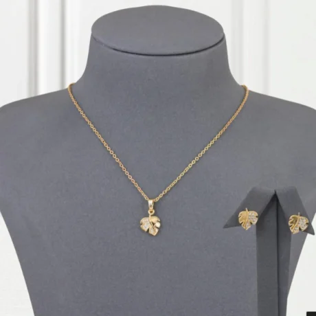 Diamond Leaf Gold Alternative Set