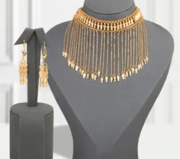 Gold Alternative Trembling With The Earring