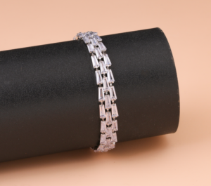 Gold Alternative Bracelet with Pearl Glitter