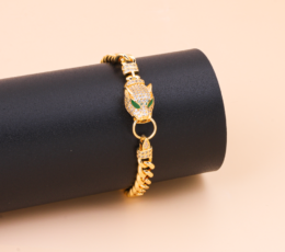 Golden Tiger Bracelet Gold Alternative Set