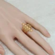 Pyramid ring as an alternative to gold