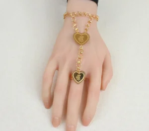 Women's Hand Alternative To Gold Alloy Heart