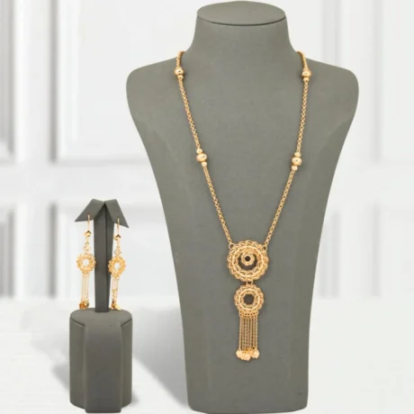 Gold Alternative Contract With Interlocking Circle