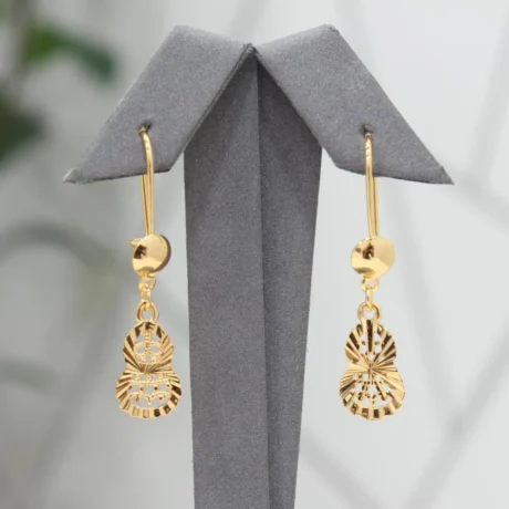 Gold Alternative Earring With A Teardrop Design