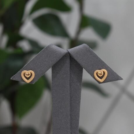 Gold Alternative Heart-shaped Earrings