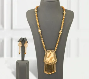 Gold Alternative Necklace Golden Rose