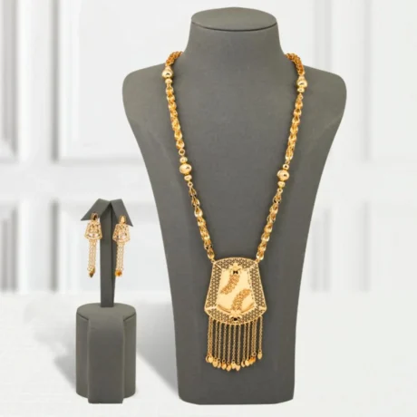 Gold Alternative Necklace Golden Rose