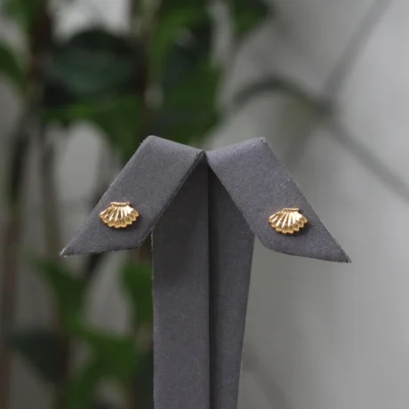 Gold Shell Alternative Earrings