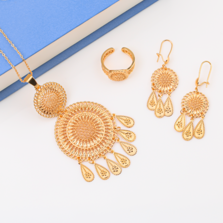 Jaber Chair Hanging Gold Alternative Set