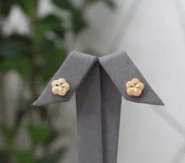 Narcissus Gold Alternative Earrings