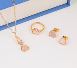 Pearl of Femininity Gold Alternative Set