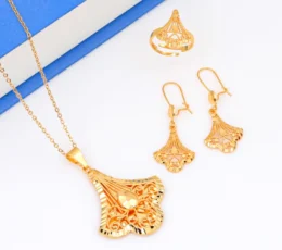 Soft Gold Alternative Set