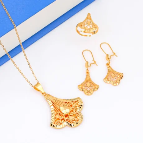 Soft Gold Alternative Set
