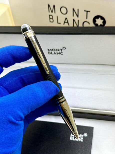 f65d771c-d0e1-44c3-bd3d-183e92cdfc59