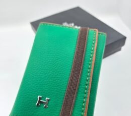 Hermès Emerald Green Togo Leather Magic Wallet