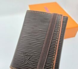Black Ripple Elastic Wallet