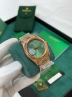 Rolex Datejust Rose Gold Automatic Edition - Image 2