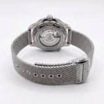 ساعة Omega Seamaster Diver 300M أوتوماتيك – قرص Blue Wave – سوار شبكي فضي - الصورة 2