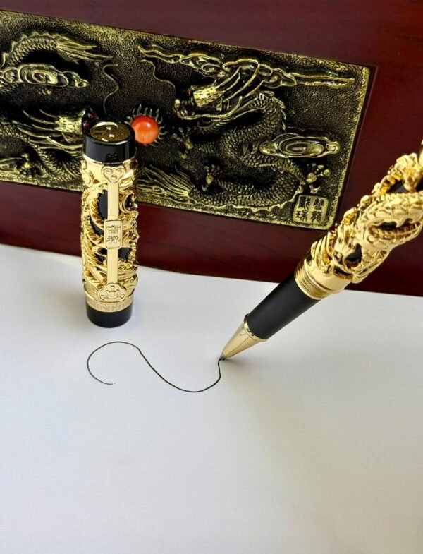 Jinhao Golden Black Dragon Pen