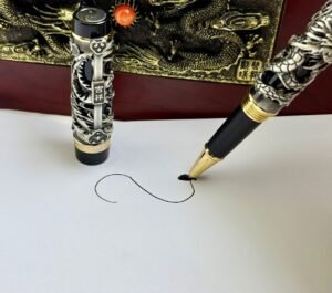 Jinhao Silver Black Dragon Pen ibi