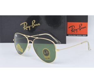 Ray-Ban Aviator Style Sunglasses (Green Shade)